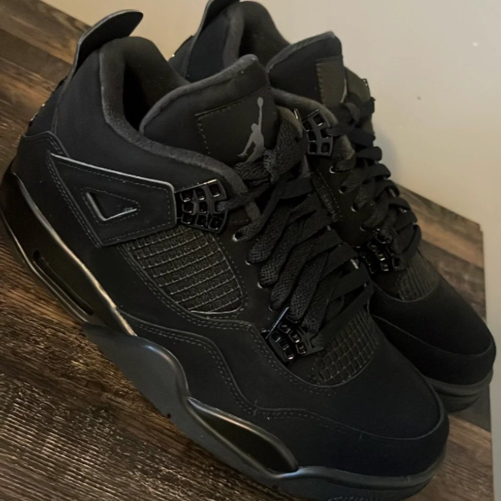 Jordan 4 Retro Black Cat